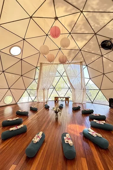 Yoga-Dome